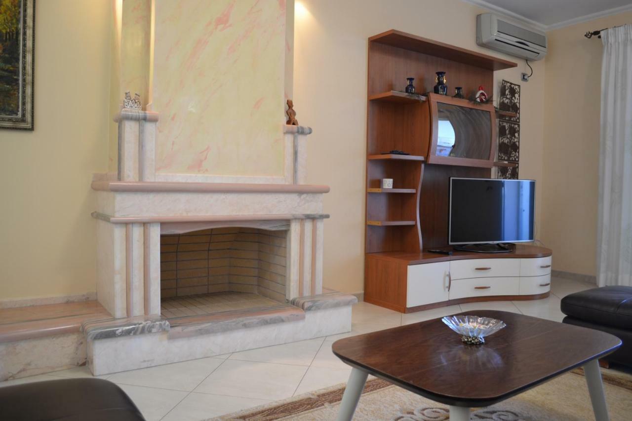 Penthouse Terrace 4 Bedrooms Apartment Vlorë Exterior foto
